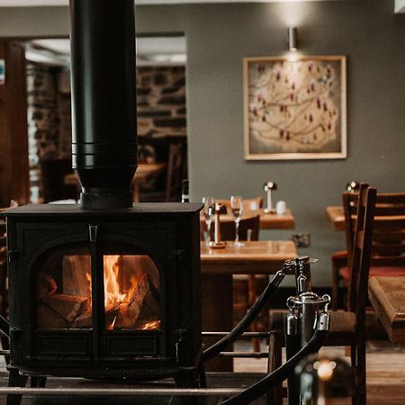 The Wilson Arms Bed & Breakfast Torver ภายนอก รูปภาพ