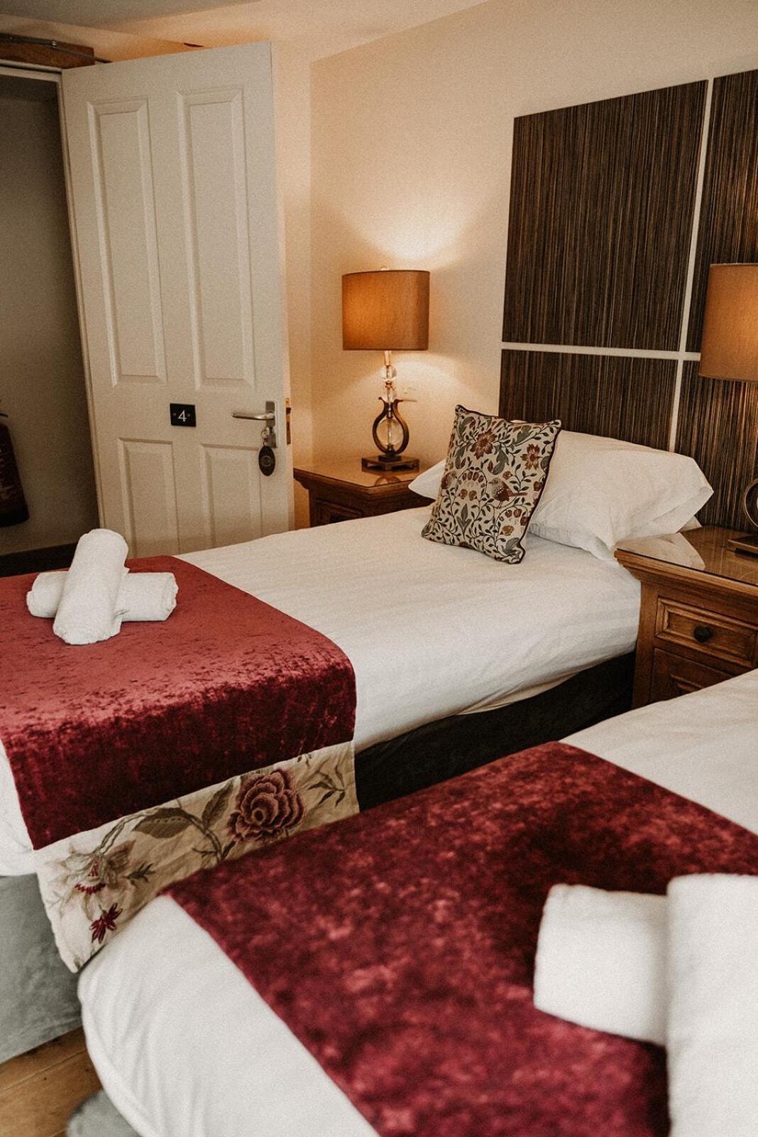 The Wilson Arms Bed & Breakfast Torver ภายนอก รูปภาพ